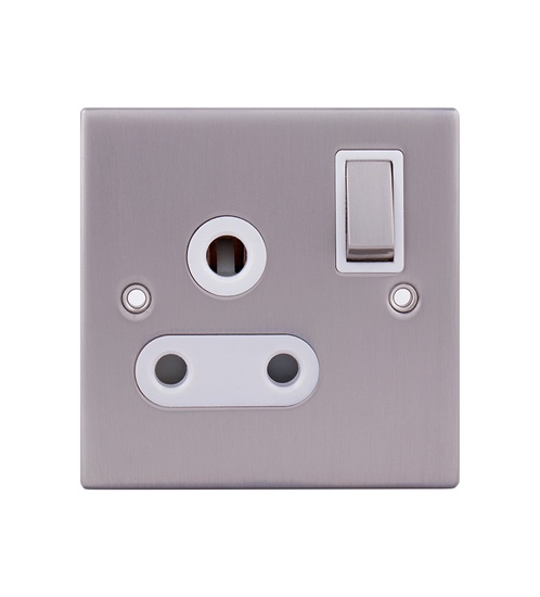 A&T 15A Switched Socket 5mm
